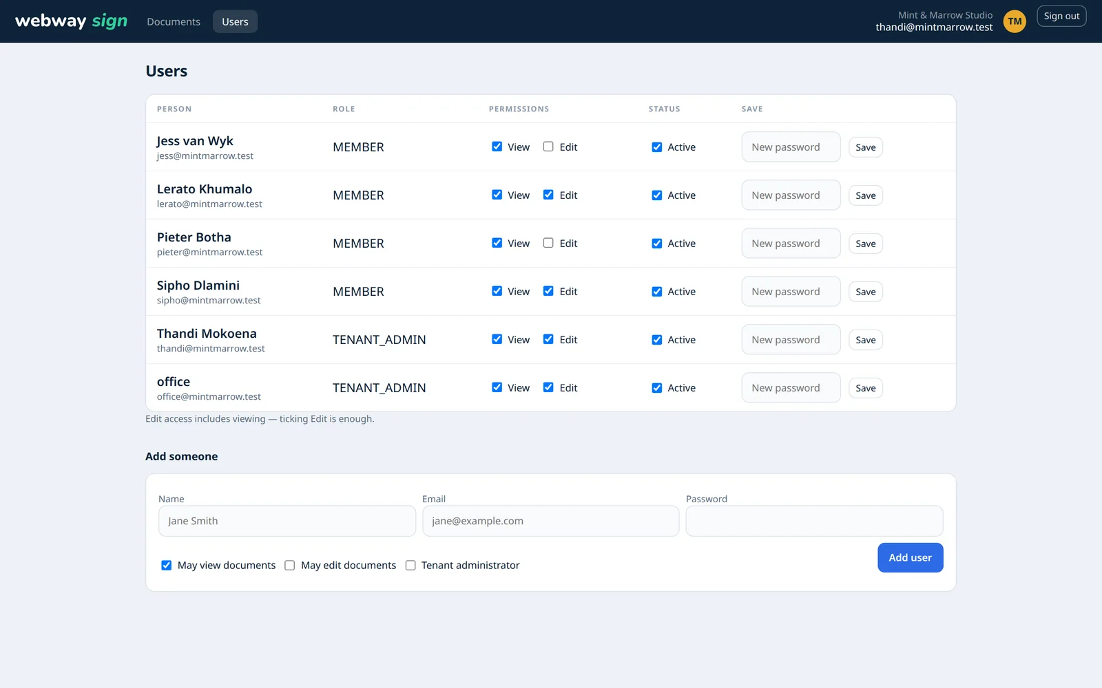 Team page listing members with view and edit permissions